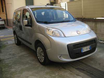 auto usate Qubo
