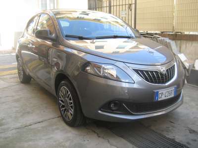 auto usate Ypsilon
