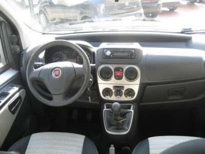 auto usate Qubo
