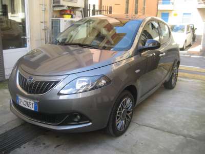 auto usate Ypsilon
